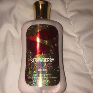 Strawberry Sparkler body lotion